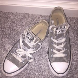 Grey converse